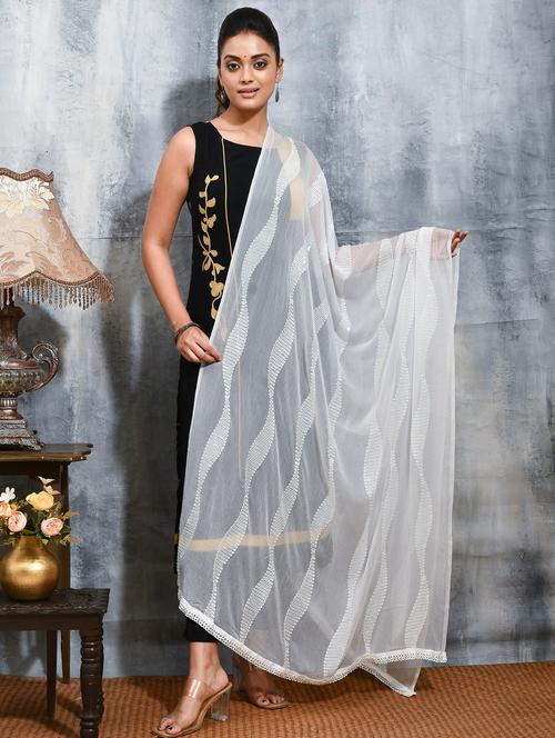 women solid with work embellished dupatta  - 21965794 - Very Small Image - 1