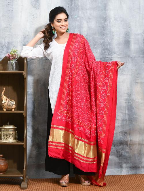 women pink bandhani printed dupatta  - 21965797 - Very Small Image - 1