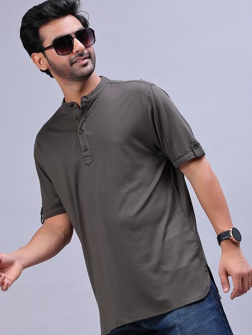 Men Solid Short Sleeve Regular Fit T-shirt - 21966379 - Very Small Image - 1
