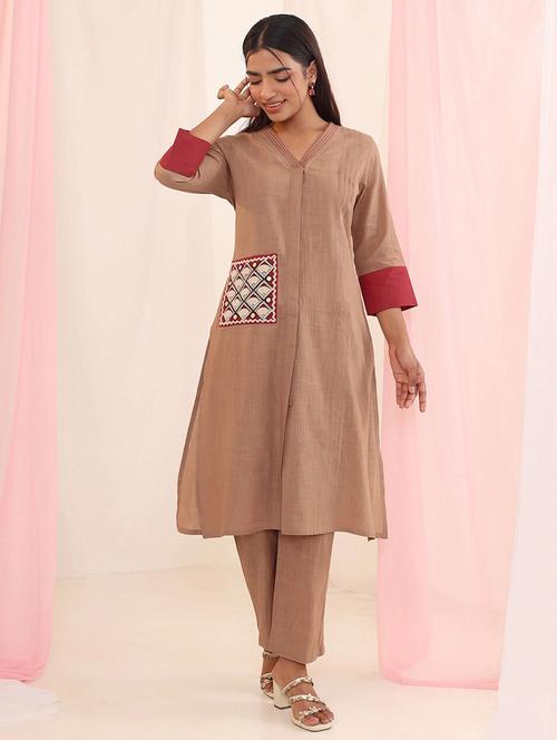 women brown three quarter sleeve kurta pant set - 21967344 - Very Small Image - 1