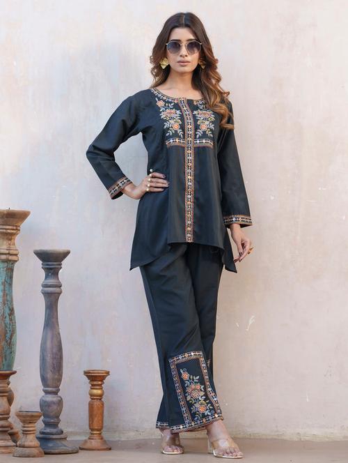 women embroidered long sleeve ethnic co-ord set - 21967370 - Very Small Image - 1