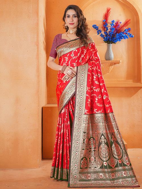 women self design banarasi saree with blouse - 21968652 - Very Small Image - 1