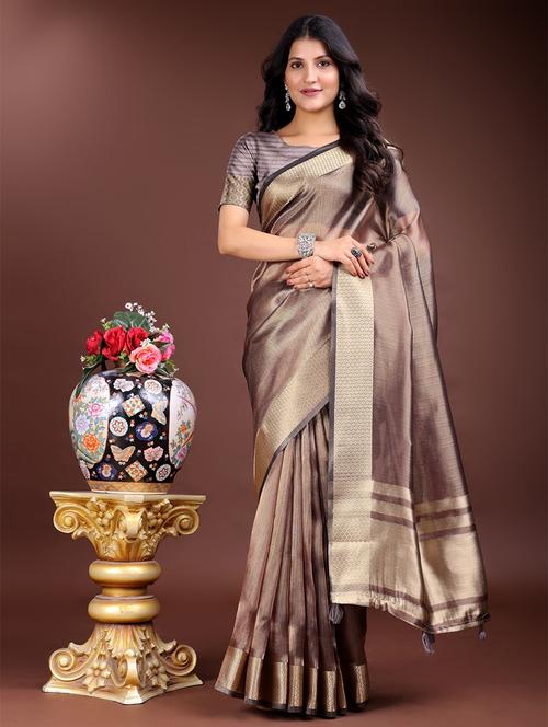 women solid with bordered saree with blouse - 21969151 - Very Small Image - 1