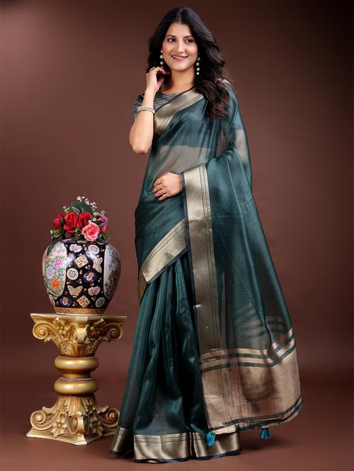 women solid with bordered saree with blouse - 21969159 - Very Small Image - 1