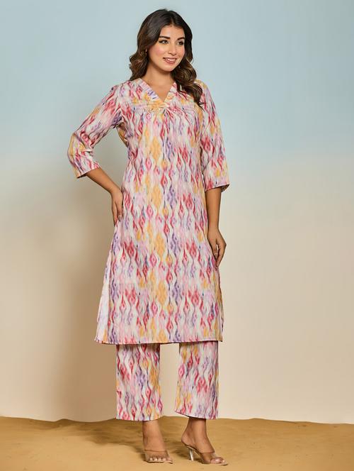 women three quarter sleeve kurta pant set - 21969647 - Very Small Image - 1