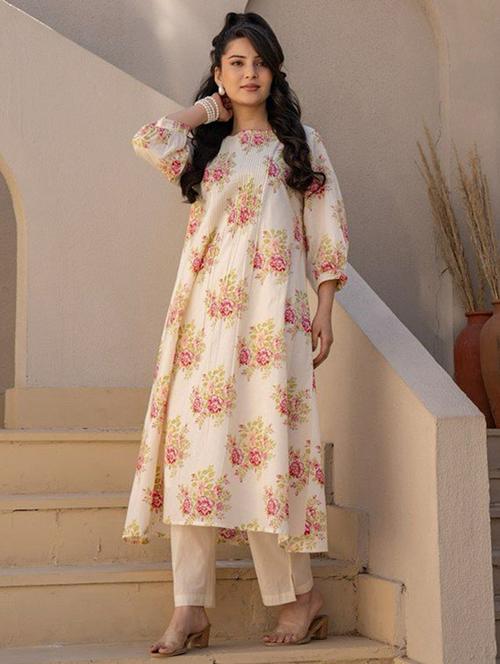 women three quarter sleeve kurta pant set - 21969652 - Very Small Image - 1