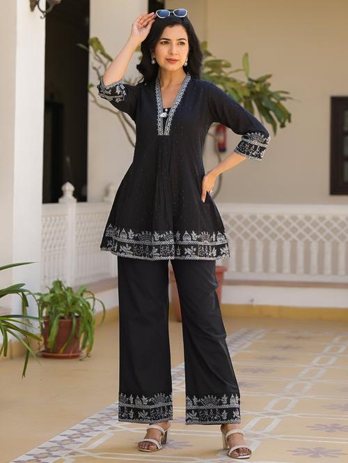 women three quarter sleeve ethnic co-ord set - 21969758 - Very Small Image - 1