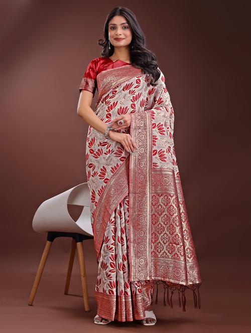 women self design bordered saree with blouse - 21969948 - Very Small Image - 1