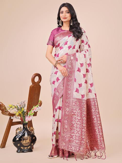 women self design bordered saree with blouse - 21970021 - Very Small Image - 1
