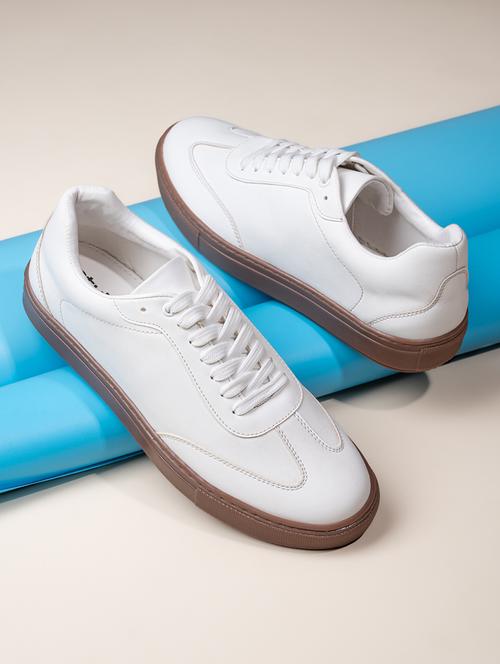 men white lace up sneaker - 21970905 - Very Small Image - 1