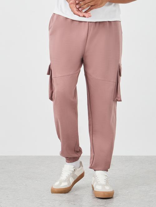 men solid mid rise relaxed fit cargo jogger - 21971573 - Very Small Image - 1