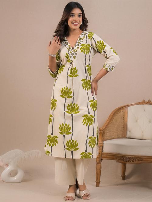 women floral printed three quarter sleeve kurta pant set - 21972304 - Very Small Image - 1