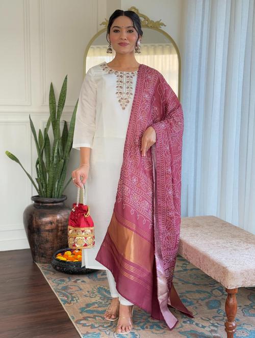 women three quarter sleeve kurta pant with dupatta set - 21972534 - Very Small Image - 1