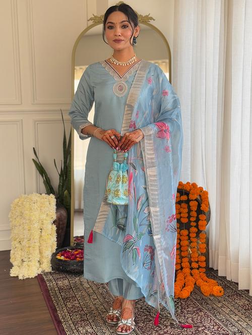 women three quarter sleeve kurta pant with dupatta set - 21972540 - Very Small Image - 1