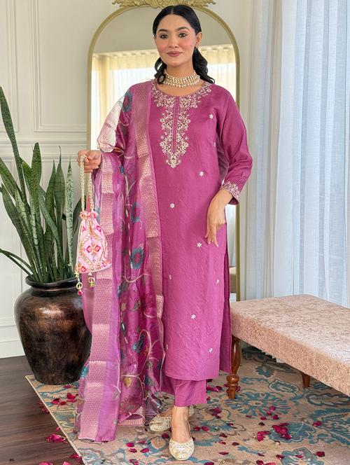 women three quarter sleeve kurta pant with dupatta set - 21972543 - Very Small Image - 1
