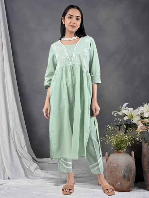 Women Solid With Work Three Quarter Sleeve A-line Kurta - 21974973 - Very Small Image - 1