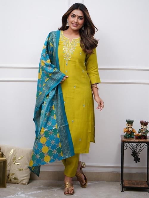 women three quarter sleeve kurta pant with dupatta set - 21975552 - Very Small Image - 1