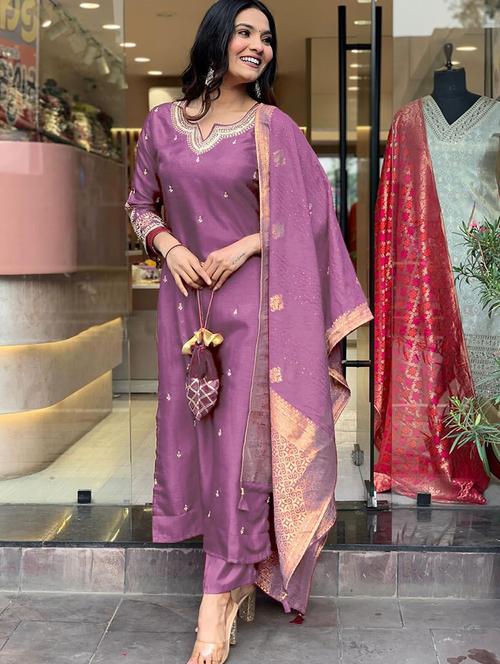 women three quarter sleeve kurta pant with dupatta set - 21976521 - Very Small Image - 1