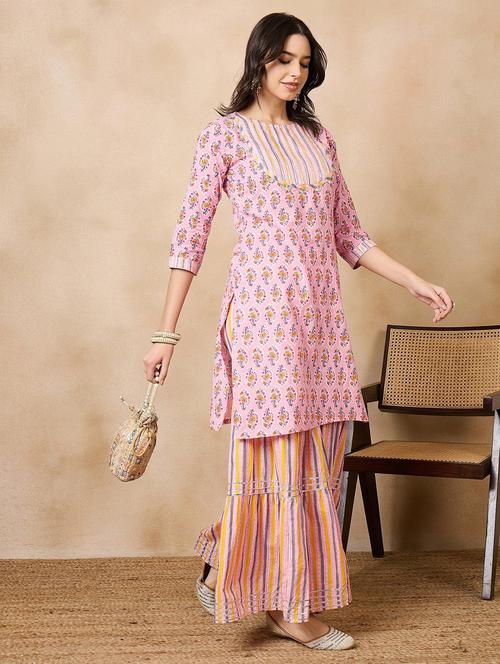 women three quarter sleeve kurta sharara set - 21976658 - Very Small Image - 1