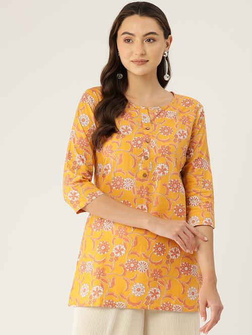 women printed three quarter sleeve straight kurti - 21979027 - Very Small Image - 1