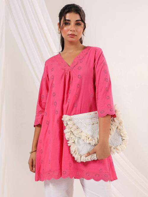 women three quarter sleeve schiffli a-line kurta - 21979074 - Very Small Image - 1