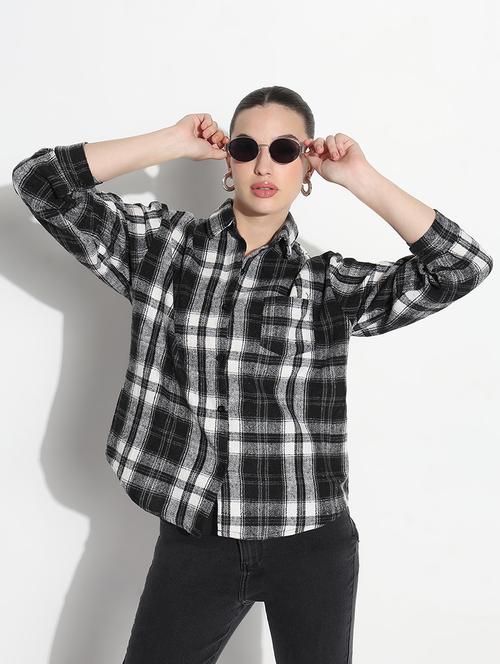 women checkered long sleeve collared shirt - 21979931 - Very Small Image - 1
