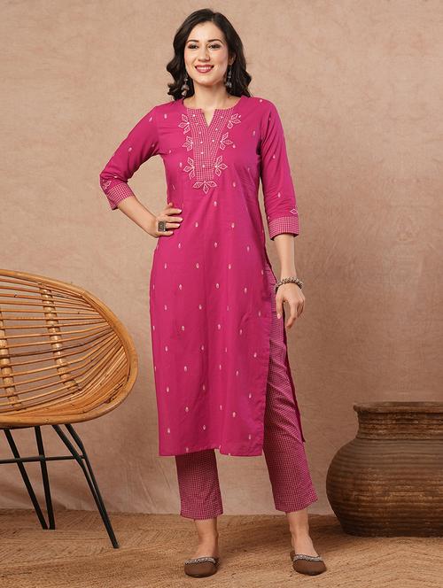 women solid with work three quarter sleeve a-line kurta - 21980951 - Very Small Image - 1