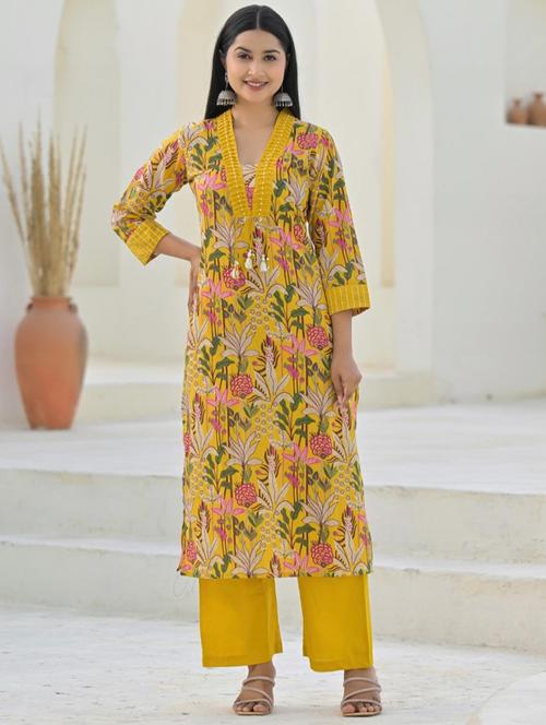 women floral three quarter sleeve kurta pant set - 21985560 - Very Small Image - 1