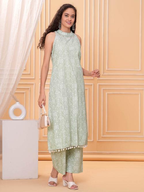 women bandhani print halter neck kurta and pant set - 21986786 - Very Small Image - 1