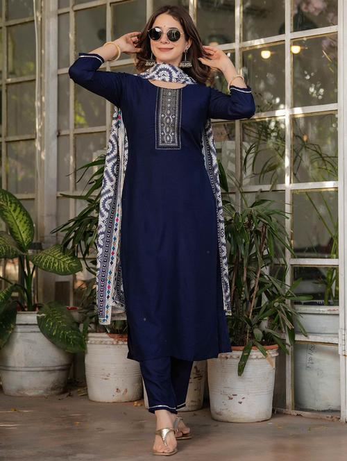 women three quarter sleeve kurta pant with dupatta set - 21987369 - Very Small Image - 1