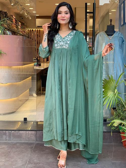 women solid with work three quarter sleeve kurta pant with dupatta set - 21989869 - Very Small Image - 1
