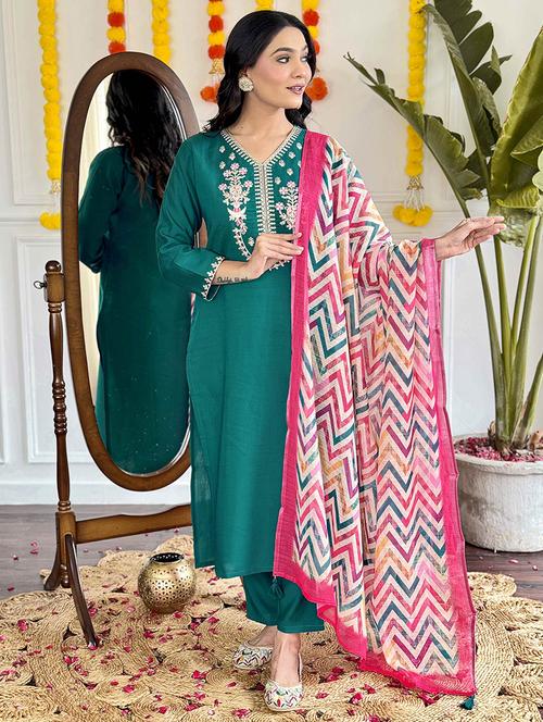 women solid with work three quarter sleeve kurta pant with dupatta set - 21989890 - Very Small Image - 1