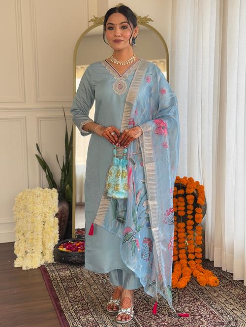 women solid with work three quarter sleeve kurta pant with dupatta set - 21989892 - Very Small Image - 1