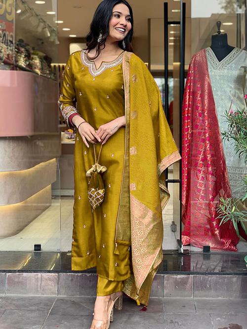 women embroidered kurta and pant with dupatta  - 21995261 - Very Small Image - 1