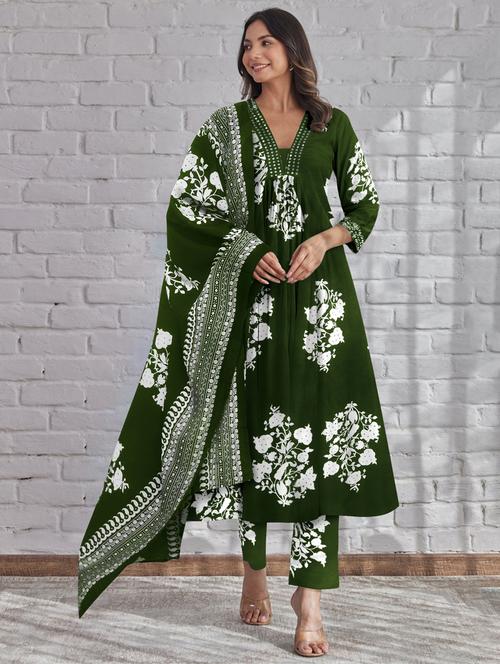 women floral three quarter sleeve kurta pant with dupatta set - 21997180 - Very Small Image - 1