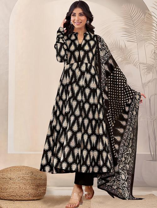 women printed three quarter sleeve kurta palazzo set - 21997233 - Very Small Image - 1