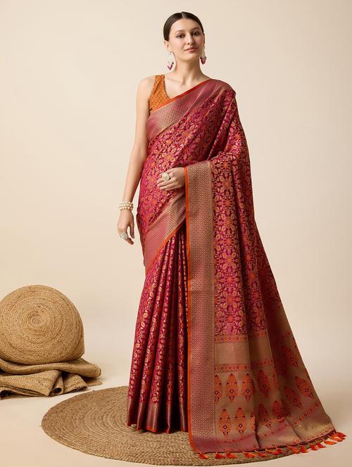 women self design banarasi saree with blouse - 22000050 - Very Small Image - 1