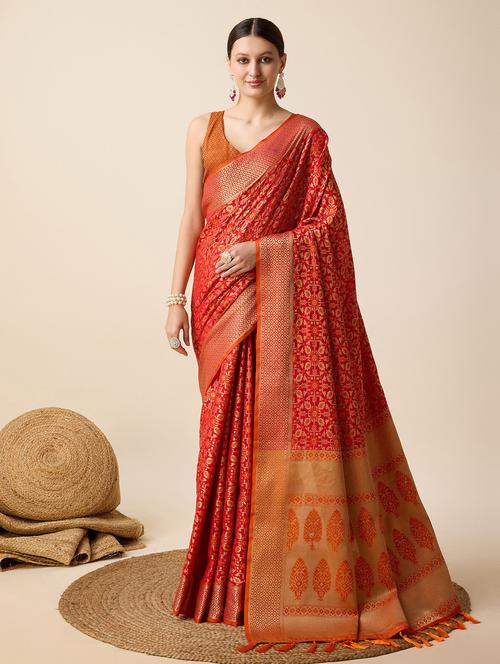 women self design banarasi saree with blouse - 22000052 - Very Small Image - 1