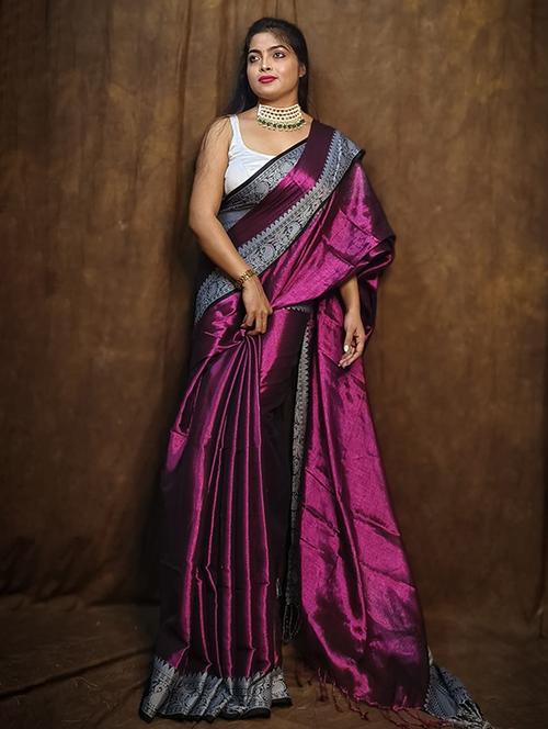 women solid with bordered saree with blouse - 22004977 - Very Small Image - 1