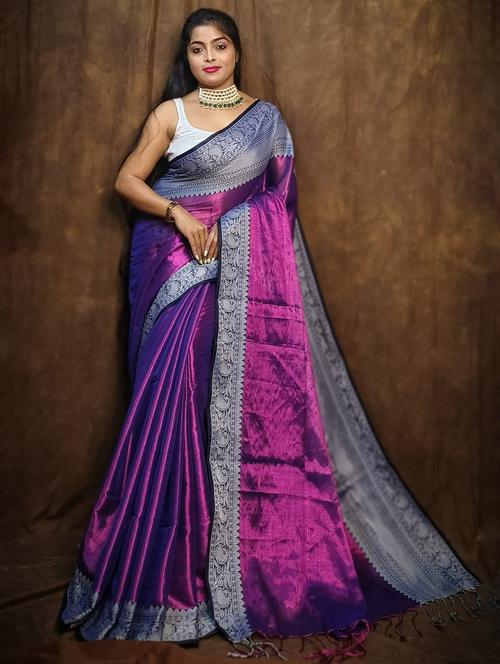 women solid with bordered saree - 22004980 - Very Small Image - 1