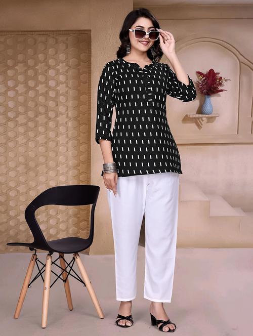 women printed three quarter sleeve straight kurti - 22009147 - Very Small Image - 1