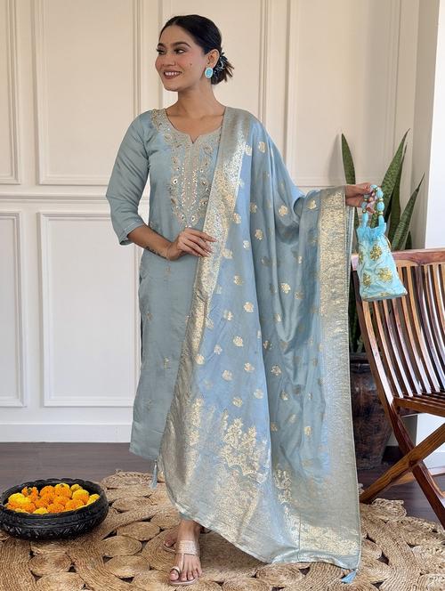 women embroidered three quarter sleeve kurta pant with dupatta set - 22009448 - Very Small Image - 1