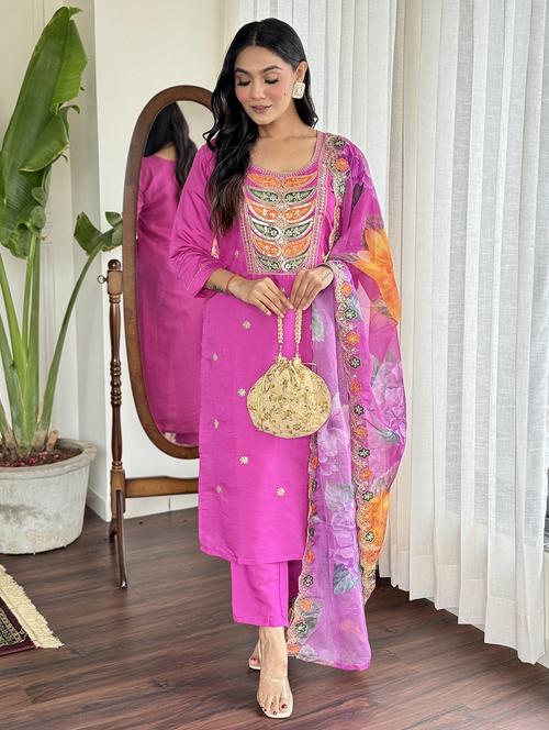 women embroidered three quarter sleeve kurta pant with dupatta set - 22011176 - Very Small Image - 1