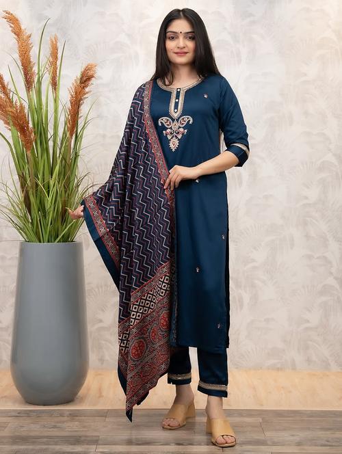 women embroidered three quarter sleeve kurta pant with dupatta set - 22014120 - Very Small Image - 1