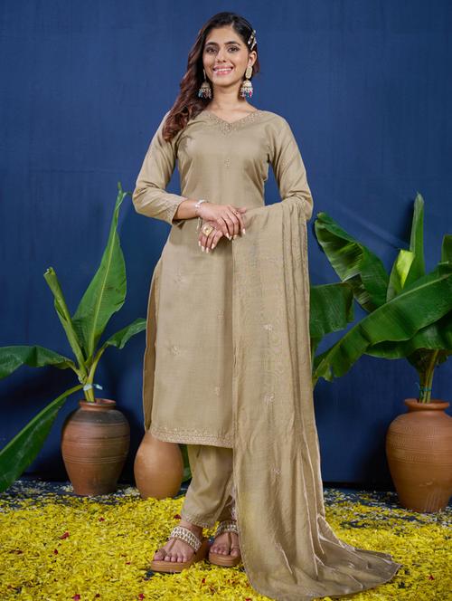 women three quarter sleeve kurta pant with dupatta set - 22014199 - Very Small Image - 1