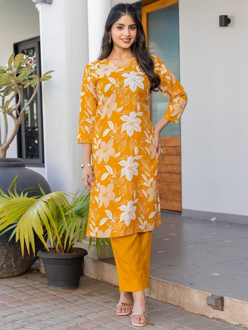 women printed three quarter sleeve kurta and pant  set - 22014253 - Very Small Image - 1