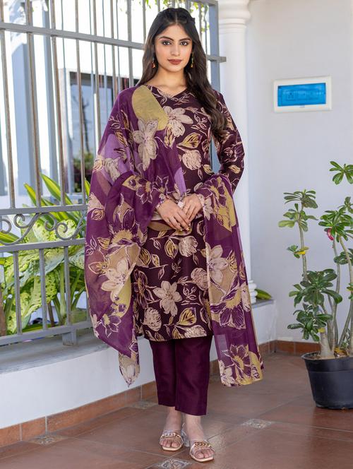 women three quarter sleeve kurta pant with dupatta set - 22014256 - Very Small Image - 1