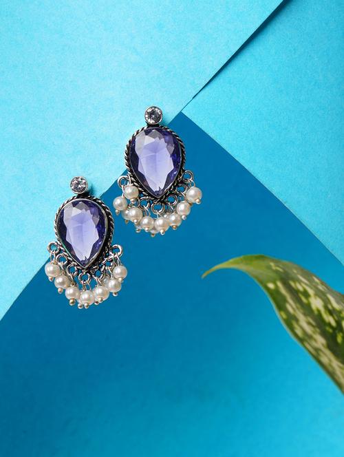 crystals studded and beaded circular stud earrings - 22014503 - Very Small Image - 1