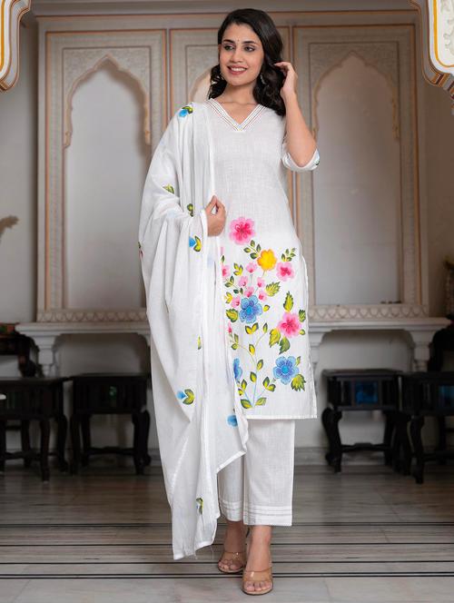 women three quarter sleeve kurta pant with dupatta set - 22014574 - Very Small Image - 1