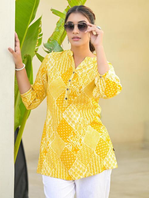 women printed three quarter sleeve a-line kurti - 22014671 - Very Small Image - 1